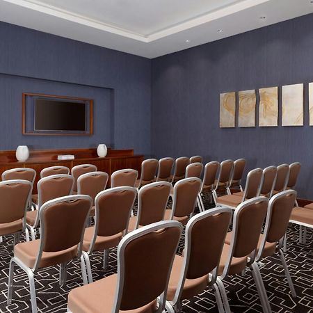 Sheraton Baku Intourist Luaran gambar A typical meeting room