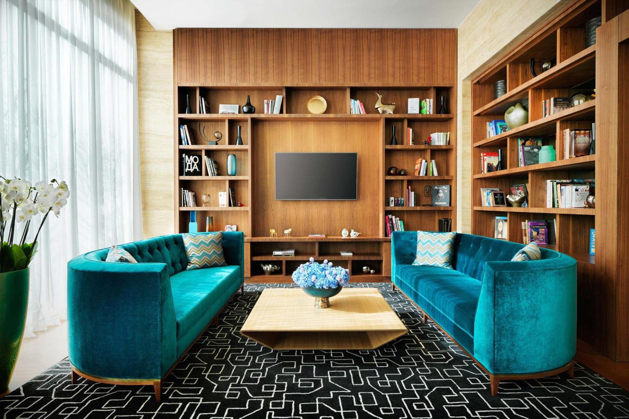 Sheraton Baku Intourist Luaran gambar Library at The Westin